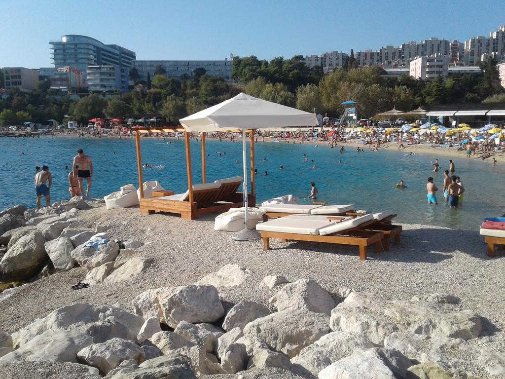 Apartment Marimar, Beachfront 1St Row Сплит Екстериор снимка
